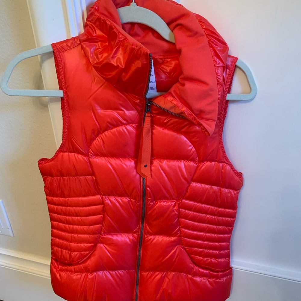 Lululemon Vest Red Size 6